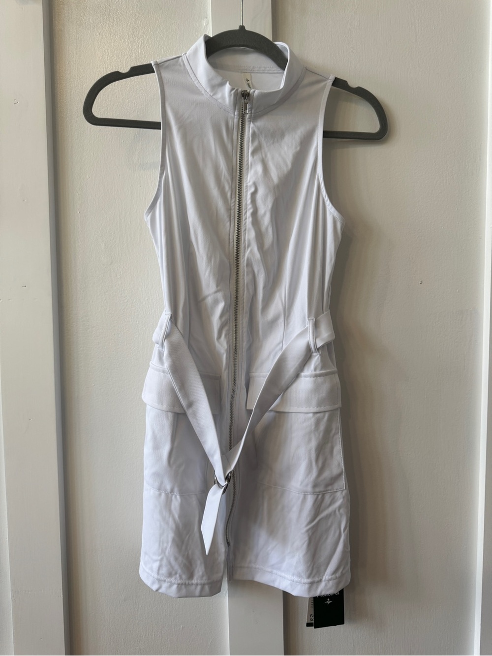 Halara Stand Collar Sleeveless Athletic Dress NWT
Size XS